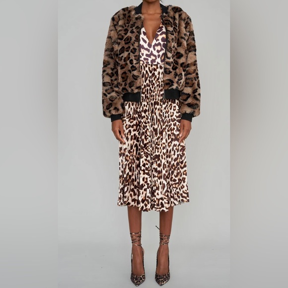 Le SUPERBE Cathouse Dress. New with tags. - Picture 4 of 7